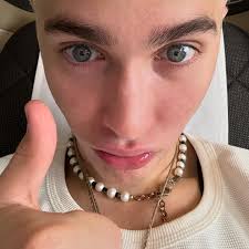 Jackson Lowe (@justjackson_) • Instagram photos and videos