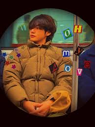 Bts bts jhope jhope hoseok namjoon rap monster jimin suga yoongi taehyung jungkook vkook aesthetic bts aesthetic. Taehyung Aesthetic Edit Indie Kids Art Collage Wall Indie