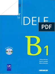 Pour finir le repas, on boit une tasse de café. R 233 Ussir Le Delf B1