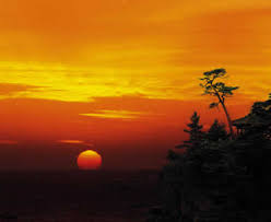 Wamay ya'mal mitsqoola dzarrotin syarroy yaroh. Tafsir Surat Al Zalzalah Dakwatuna Com