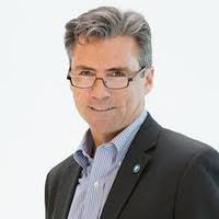 100+ perfiles de «Brechter»