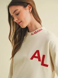 Ashley Kasinger's Instagram, Twitter & Facebook