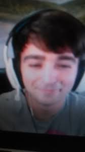 Is this Tom Steel or is it just me? 😂