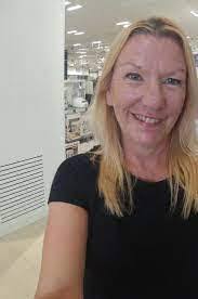 Lynne Dwyer's Instagram, Twitter & Facebook