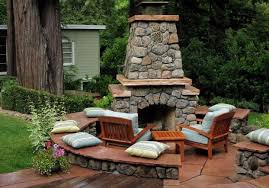 Everyone wants the front of their home to look nice. Front Yard Landscape Design Tips That You Need To Know