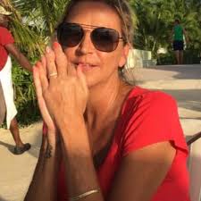 Does anyone have an idea what glaze combo has been used here? 🤩 (Picture  found