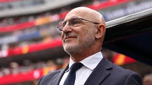 De la Fuente hails 'almost perfect' Spain