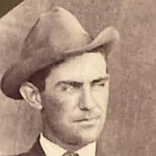 Ernest Bennett's Instagram, Twitter & Facebook