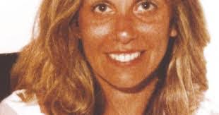 Mariah Peek's Instagram, Twitter & Facebook