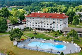 Grand Hotel And Our Pool Relax And Enjoy The Views Grab A Drink At The Veranda Bar Located Right Off Th In 2020 Lake George Hotels Lake George Ny Lake George Village