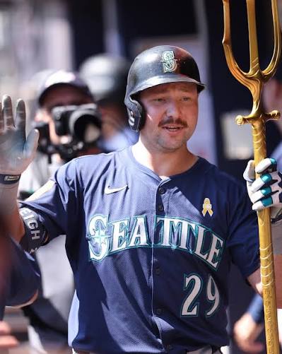 Cal Raleigh homers in Atlanta? #HRDerby We've seen that before this year 🚀