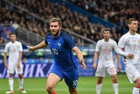 Gignac ce village au charme sauvage situé à l'extrémité de la chaîne des ocres est niché dans la végétation. Andre Pierre Gignac Signed And Worn Official Jersey Justmerci