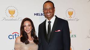 His golf has shown remarkable improvement but maybe his return to form may have been helped by girlfriend, erica herman. Tiger Woods Girlfriend Erica Herman Pda It Up On On The Red Carpet Hollywood Life