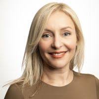 Diane Ristau's Instagram, Twitter & Facebook