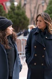 Svu and law & order: Law Order Svu Season 22 Episode 7 Review Hunt Trap Rap And Release Tv Fanatic