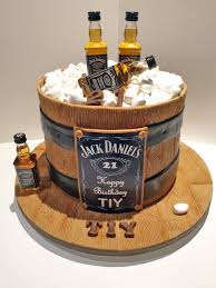 Papa kuchen männer kuchen fondant torten torte 50 geburtstag 50. Jack Daniels Torte Cake Art