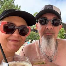 👍 CHILL vs FIGHT ❤️ — What's your Alliance Vibe? Every Commander has their  own style! ➡️ Are you part of a laid-back alliance where everyone enjoys a  relaxed pace and steady