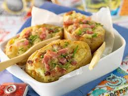 Pommes De Terre Farcies Au Micro Ondes Recettes Recette Pommes De Terre Farcies Recettes De Cuisine Recette Pomme De Terre