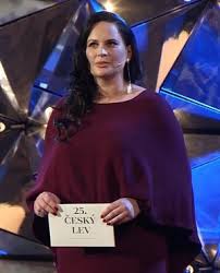 Petra a pavla v mělníku za tanečníka a choreografa petra čadka, s nímž se seznámila před rokem v taneční soutěži stardance. Drsna Slova O Tehotenstvi Jitka Cvancarova Si Svym Vyrokem Proti Sobe Postvala Tisice Matek