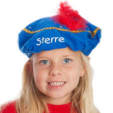 Geschikt voor kinderen van 4 tot 12 jaar. Led Pietenmuts Met Naam Babygoodies