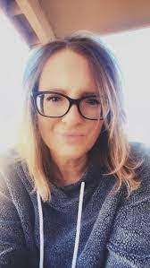 Carrie Strecker's Instagram, Twitter & Facebook