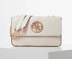 Soldes chaussures guess, sacs et accessoires. Sac A Bandouliere Open Road Logo Guess Beige Sacs A Main Guess Ventes Pas Cher Com