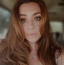 Which way is best to lay tile in a kitchen to make it look bigger?