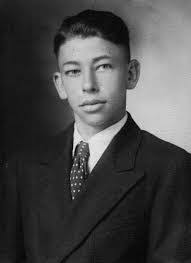 Wayne Ferrell's Instagram, Twitter & Facebook