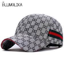 La casquette de luxe, le marché de l'ambition ? Quatre Fois Paralyser Langue Casquette Homme De Luxe Geste Pere Saut A Lelastique