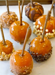 It might sound like a lot of time but you can just set an alarm on your phone and do other things while sweeten up your day with these caramel apple crumb bars! Tip Of The Day Caramel Apple Bar With Lots Of Toppings The Nibble Blog Adventures In The World Of Fine Food