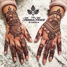 Pin By Aruniya On Mehndi Designs Henna Tattoo Designs Henna Tattoo Kit Henna Tattoo Hand