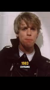 Bryan Adams Joven