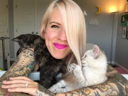 Tried to take a nice photo with Lil Woodstar and Purple Crown Fairy, but  got my hair styled by PCF instead 🤪🤣