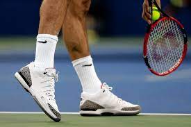 Federer told for the win via email about a year ago, i heard that roger wanted to design and wear a jordan shoe on the court. Nike S Tennis Match Roger Federer And Michael Jordan Wsj