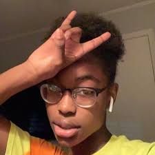 kaley dennis (@kaleydennis2)