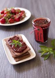 Confiture De Fraises A La Verveine Recette Confiture Fraise Confiture Alimentation