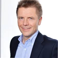 Wolff & Häcker Finanzconsulting AG auf LinkedIn: Marc Glaser zieht in die  Geschäftsleitung von whf ein Im Rahmen des…