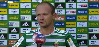 Sonnleitner started at grazer ak on 1 july 2004 and stayed there for 3 years, before moving up the road to sturm graz on the 21 june 2007. Sonnleitner Vor Abschied Ich Kann Nur Danke Sagen Sky Sport Austria