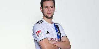 ⚽️ professional football player @fcluzern_offiziell and @oefb_1904. Hsv Profi Louis Schaub Sein Vater Starb Bei Einem Unfall Er Sass Mit Im Auto Hamburger Morgenpost