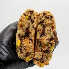 There are several easy ways to find the nearest honda dealer. My Cookie Dealer