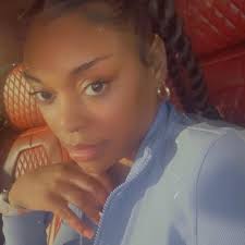 Fanum does a face reveal just hours after getting a bad allergic reaction  😭👏