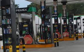 Profeco: 85.2% de gasolineras cumplen con tope de 27 pesos