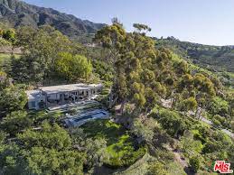 The home is the work of barton meyers associates, and features a singular and conheça a nova casa de natalie portman, avaliada em r$ 21 milhões. Natalie Portman Purchases Ten Acre Montecito Estate For 6 5 Million Architectural Digest