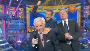 Da sabato 5 giugno torna il programma su rai2. E Morto Matteo Troiano Il Pavarotto Di Striscia La Notizia Ezio Greggio Ci Manchera La Repubblica