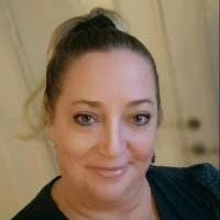 Randi Cooper's Instagram, Twitter & Facebook