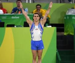 Marian drăgulescu (born 18 december 1980 in bucharest) is a romanian artistic gymnast. Reducere UriaÈ™Äƒ Magazin De Vanzare DrÄƒguÅ£ Fosta Sotie Inele Marian Dragulescu Latino Vibes Ro