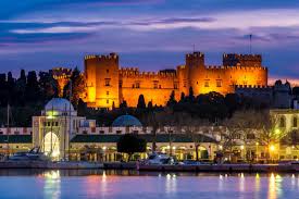 Rhodes is the largest of the dodecanese islands of greece and is also the island group's historical capital. Rodos Ellada To Keimeno Einai Idiokthsia Ths Navihellas Kroyazieres Sthn Ellada Kai Olo Ton Kosmoh Rodos Einai To Megalytero Nhsi Ths Dwdekanhsoy Kai O Kyrioteros Magnhths Mazikoy Toyrismoy Sthn Ellada To Keimeno Einai Idiokthsia Ths Navihellas