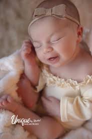 I can't wait for my little niece to be here. She already has the best mama  and dad and big sister !! ￼