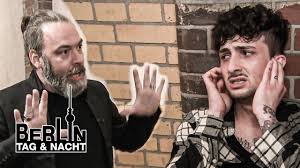 Hier werden die kalendarischen (astronomischen) jahreszeiten angezeigt. Theo Zuruck Wahn Oder Wirklichkeit 2211 Berlin Tag Nacht Youtube