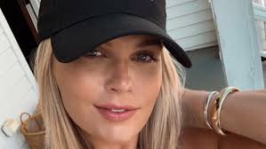 She holds an american nationality and comes from white ethnicity. Was Madison Lecroy Uber Jennifer Lopez Und Alex Rodriguez Split Zu Sagen Hatte News24viral
